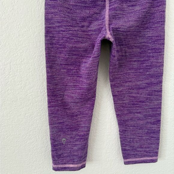 Ivivva by Lululemon Girl's Textured Leggings in Purple Heather - Size 7 - Picture 3 of 4